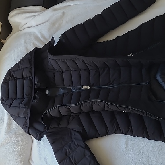 DKNY Women's Long Puffer Coat - Picture 6 of 9